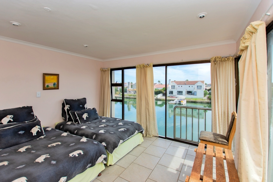11 Bedroom Property for Sale in Port Owen Western Cape